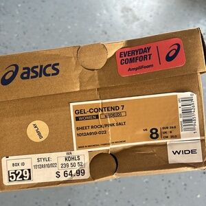 Women’s asics 8wide brand new